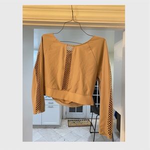 Crème Cropped Long Sleeve🤍